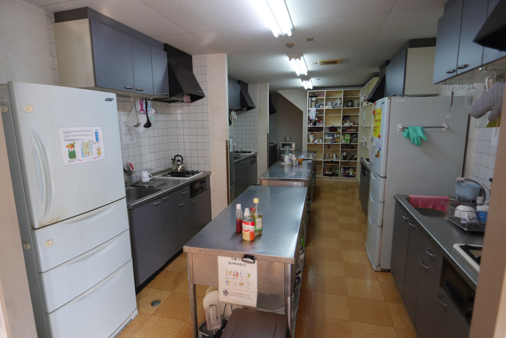 YAMASA言語文化學院-學院式宿舍共用廚房